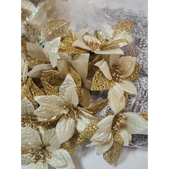 Lot of Artificial Flowers – Mixed Styles (Stems & Loose Petals) – Crafting - Picture 4 of 7